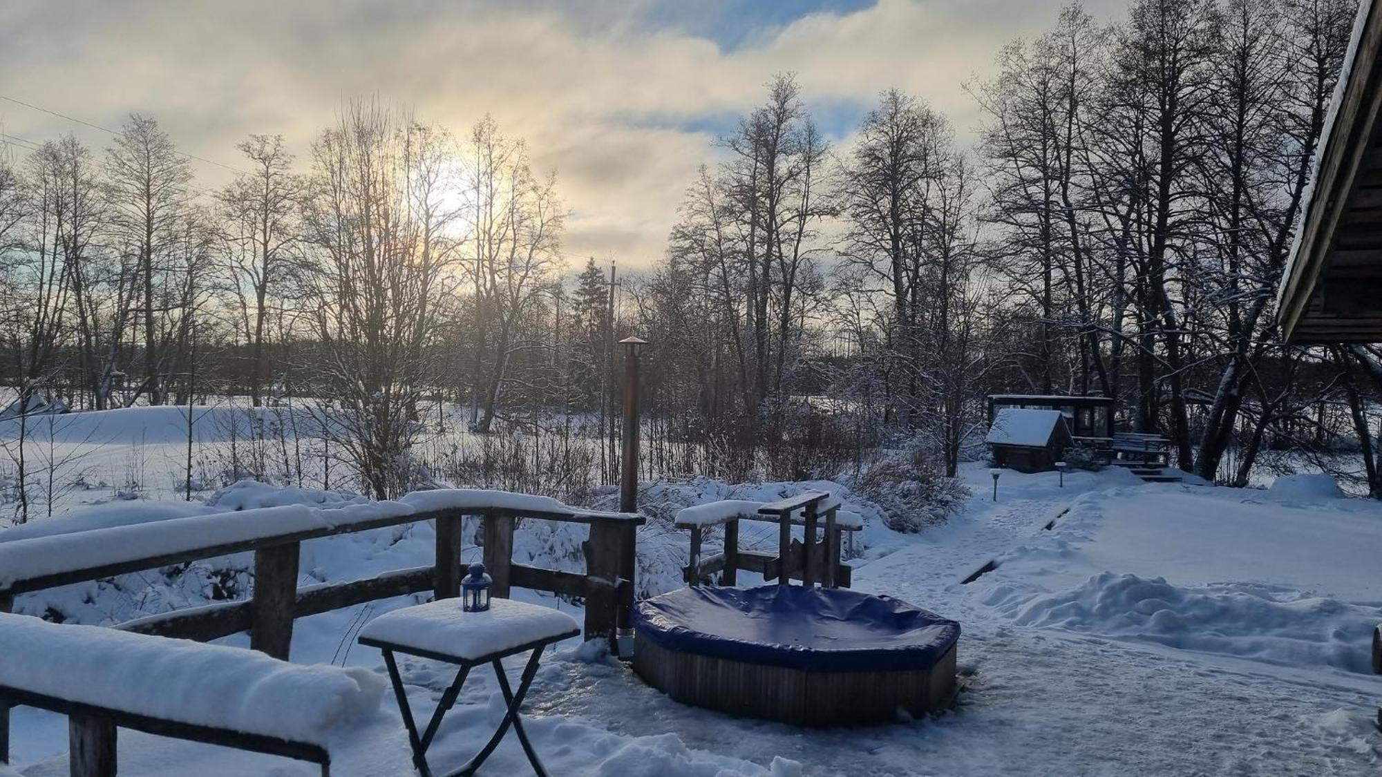 Villa Kivikoski Pyhtaa Buitenkant foto