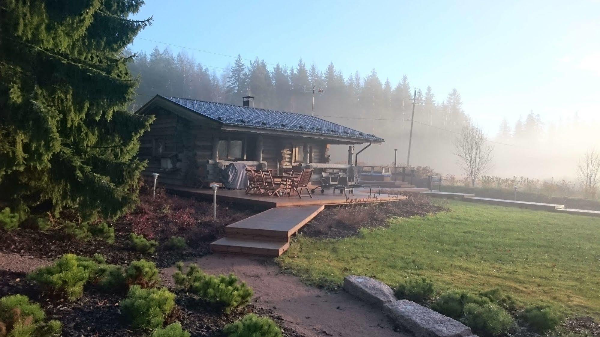 Villa Kivikoski Pyhtaa Buitenkant foto